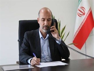 وزير الطاقة الإيراني يستعرض هاتفياً التعاون الثنائي مع تركمانستان في قطاع الكهرباء