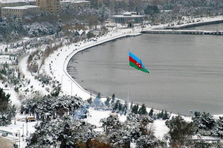 В Азербайджане резко похолодает, в Баку ожидается снег