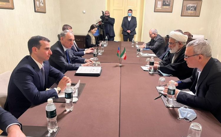 Генпрокурор Азербайджана встретился в Москве с иранским коллегой