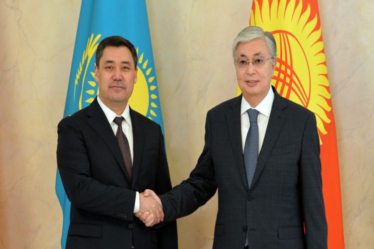 Токаев поблагодарил президента Кыргызстана за поддержку