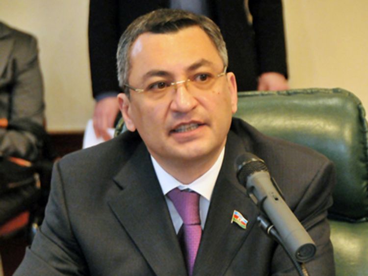 Ровшан Рзаев награжден орденом "Шохрат"
