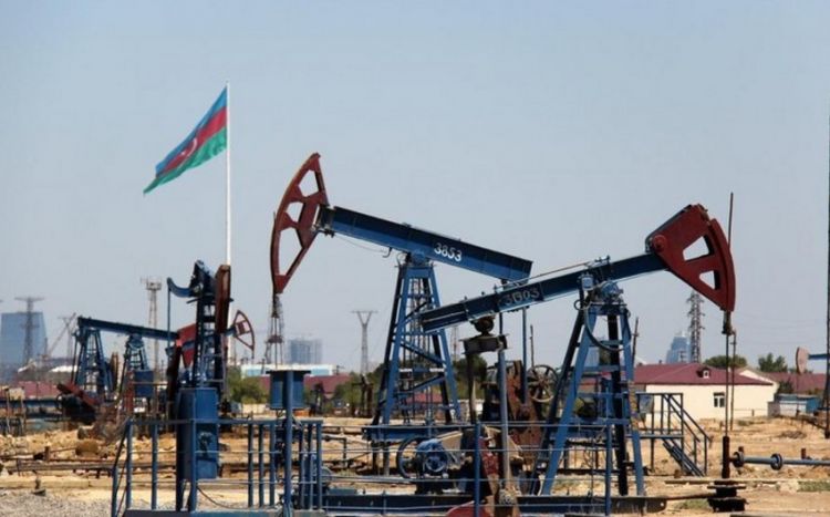 Стоимость азербайджанской нефти достигла почти 93 доллара за баррель