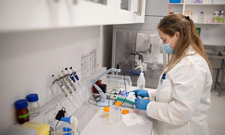 UAE sees 2,813 new coronavirus cases, 3 deaths in 24 hours
