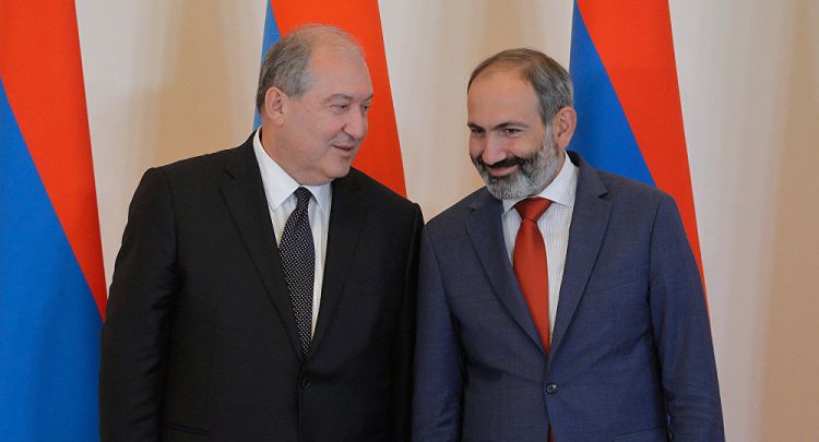 Власти Армении не могут решить, кого выдвинуть в кандидаты президента