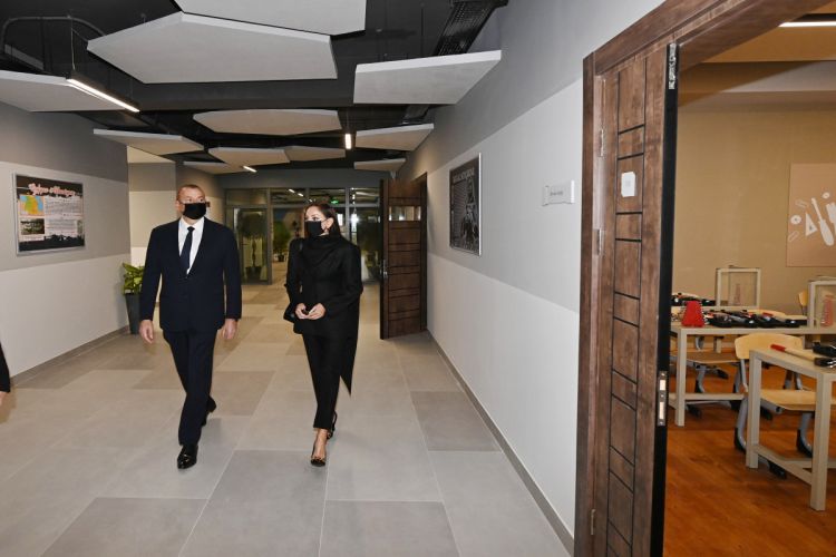 Президент Ильхам Алиев и первая леди Мехрибан Алиева открыли новый комплекс в Бина ОБНОВЛЕНО