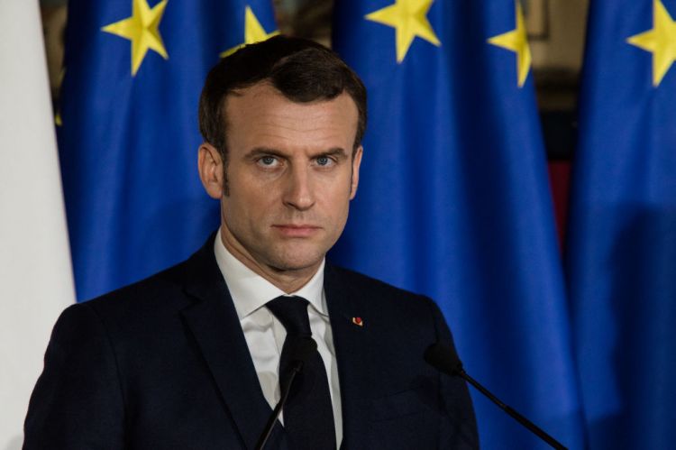 Fransa Prezidenti iranlı həmkarına müraciət ünvanlayıb