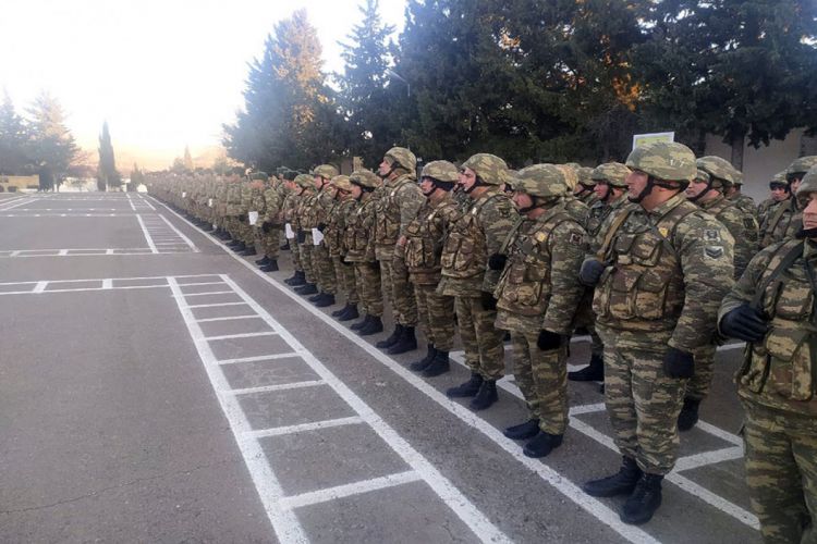 В Азербайджанской Армии проводятся учебные тренировки в новом учебном году
