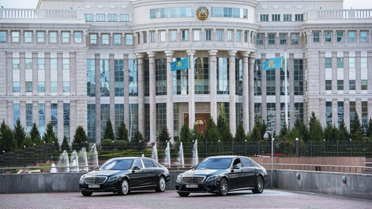 برلمان كازاخستان يلغي ضرورة تنسيق سياسة الدولة مع نزارباييف