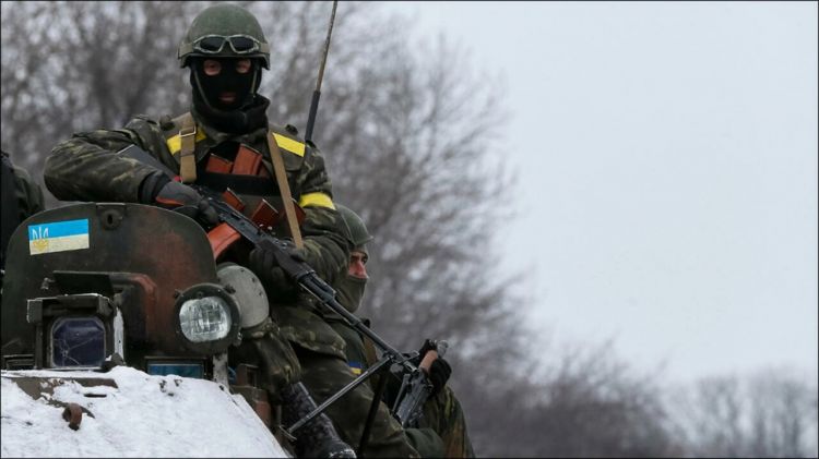 خوفا من هجوم روسي محتمل.. أرقام قياسية لالتحاق النساء بالجيش الأوكراني