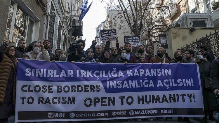 وقفة في إسطنبول للتنديد بممارسات اليونان ضد المهاجرين