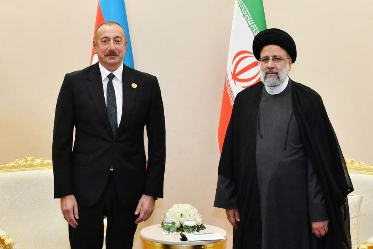 Президент Ильхам Алиев поздравил Президента Ирана