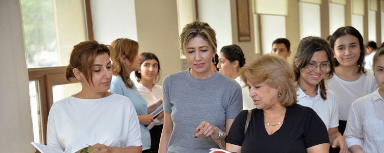 Изменен порядок переводов учителей в Баку, Сумгайыте и Абшеронском районе
