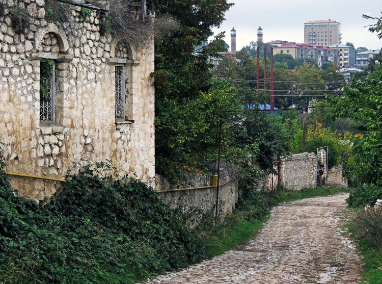 В Шуше обнаружен новый памятник времен Карабахского ханства