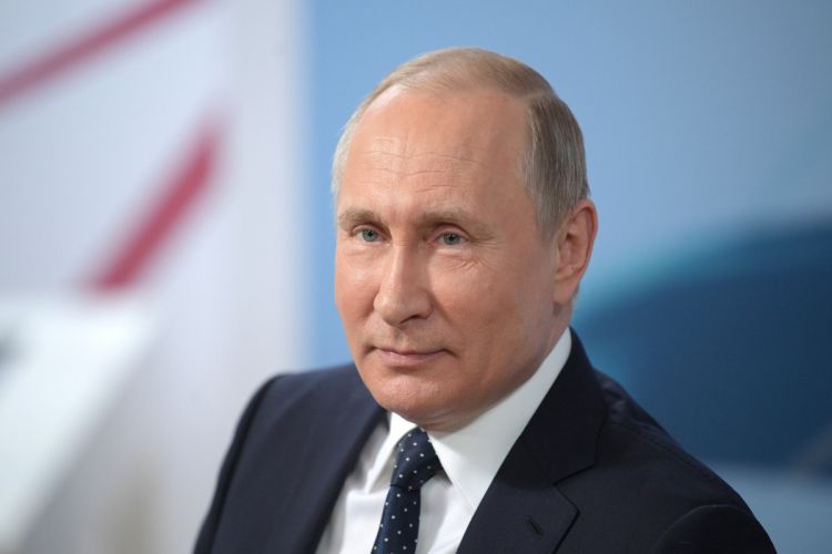 Путин призвал Украину к переговорам с Донбассом