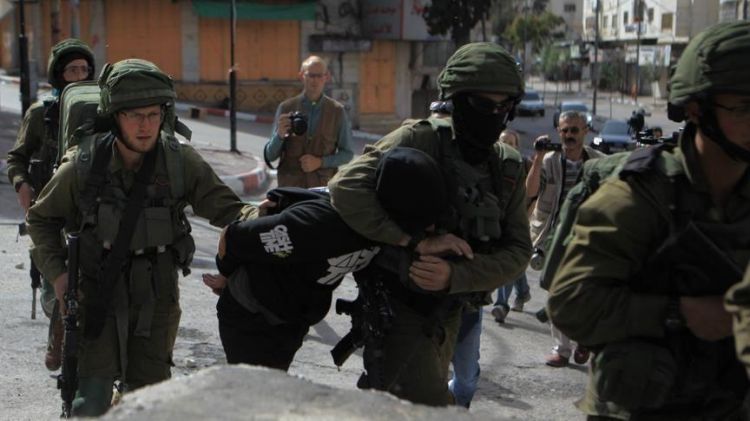 Israeli army detains 36 Palestinians in West Bank raids