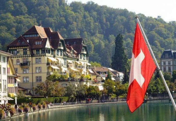 В Евросоюзе захотели внести Швейцарию в черный список