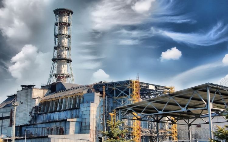 Российские военные захватили Чернобыльскую АЭС, персонал взят в заложники ВСУ