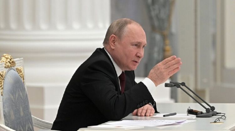 بوتين يجتمع مع ممثلي قطاع الأعمال الروس لبحث تداعيات الأزمة مع أوكرانيا