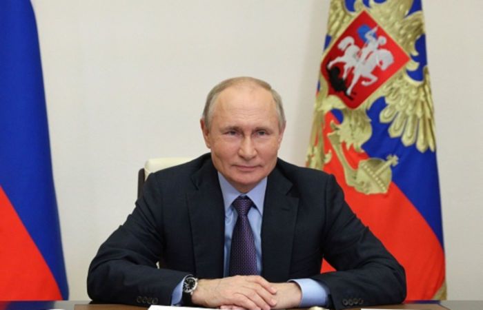 Putin Ukrayna ilə danışıqlar üçün Minskə heyət göndərməyə hazırdır Kreml