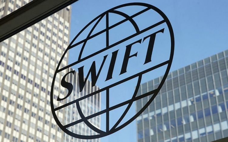 Западные страны договорились отключить российские банки от SWIFT