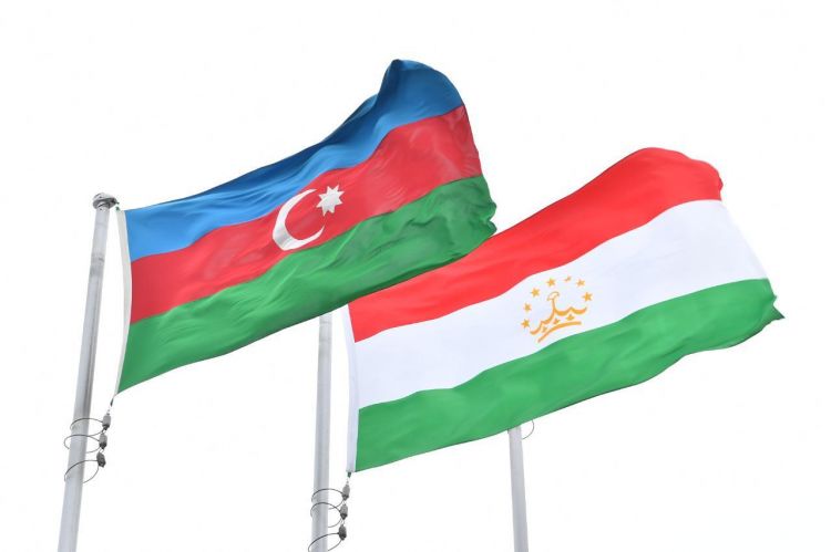 Tacikistan parlamentinin sədri Azərbaycana rəsmi səfər etdi