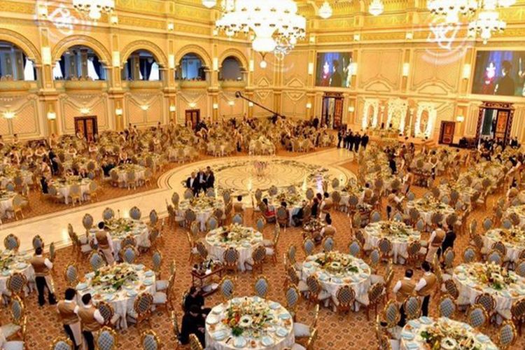 В Азербайджане отменяется лимит на число гостей на свадебных церемониях