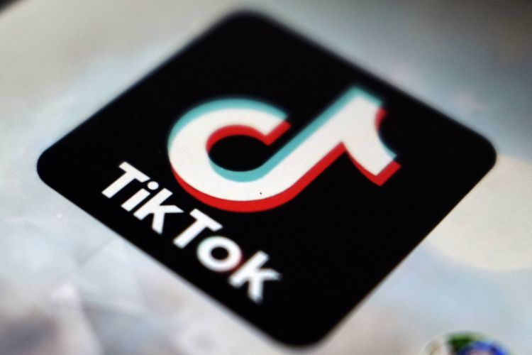 TikTok приостанавливает прямые эфиры и публикацию контента в России