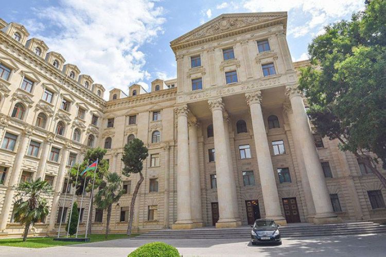 Азербайджанские дипломаты эвакуированы из Киева в Львов