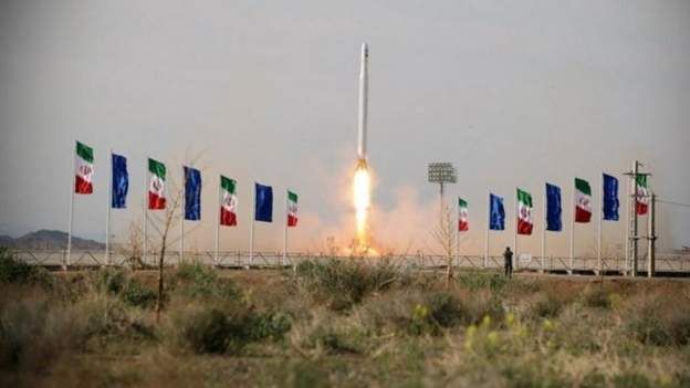 الحرس الثوري الإيراني يعلن إطلاق قمر اصطناعي عسكري إلى الفضاء