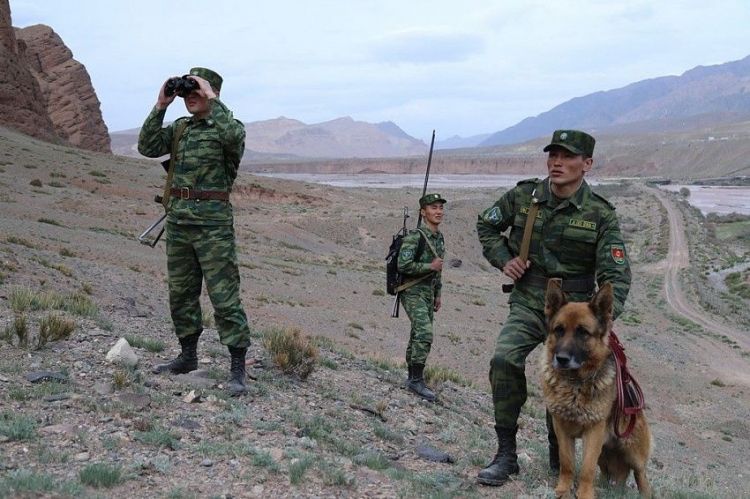 Qırğızıstan-Tacikistan sərhədində silahlı insident baş verdi