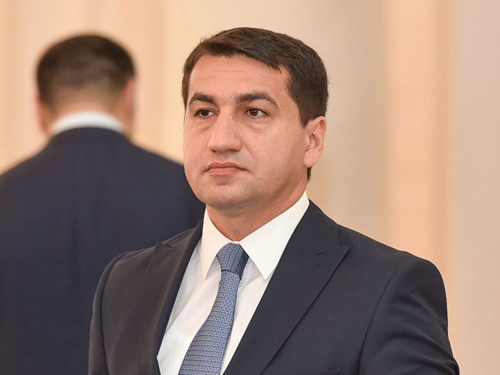 Хикмет Гаджиев о гуманитарной помощи Азербайджана Украине