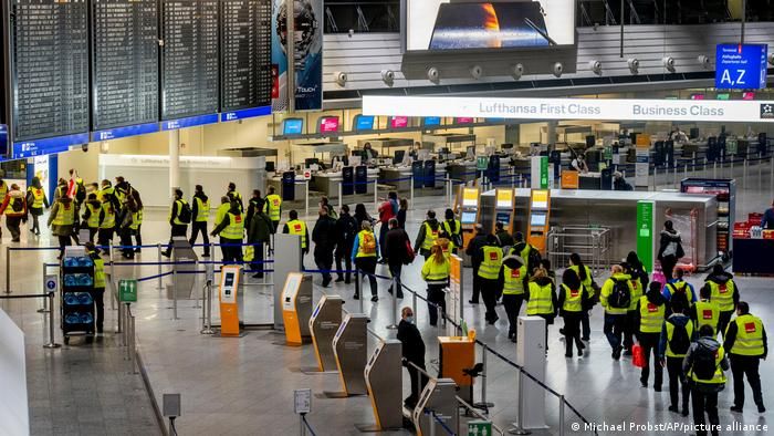 Frankfurt Airport cancels flights as security staff strike