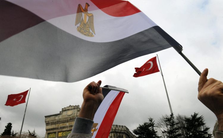 معارض مصري يرد على أنباء ترحيله من تركيا بسبب انتقاده للسيسي: أردت رفع الحرج عن أنقرة