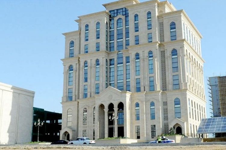 В ЦИК Азербайджана финансовые отчеты подала 21 партия
