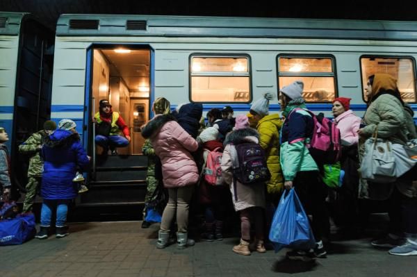 بولندا: وصول أكثر من مليوني لاجئ من أوكرانيا منذ بدء الحرب