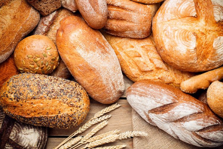 В Египте заморозили цены на хлеб из-за сокращения поставок пшеницы