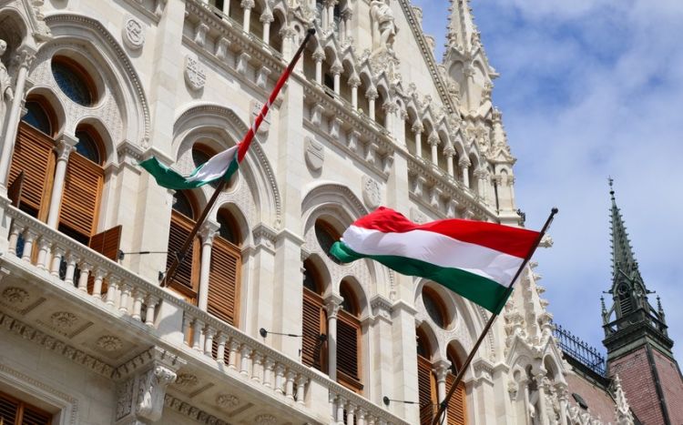 Венгрия не разрешит поставку оружия Украине через свою территорию