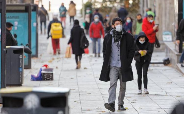В Грузии отменили обязательное ношение масок на улице