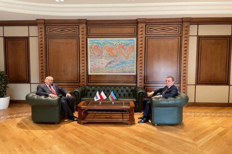 Началась встреча Джейхуна Байрамова и председателя ОБСЕ с участием делегаций