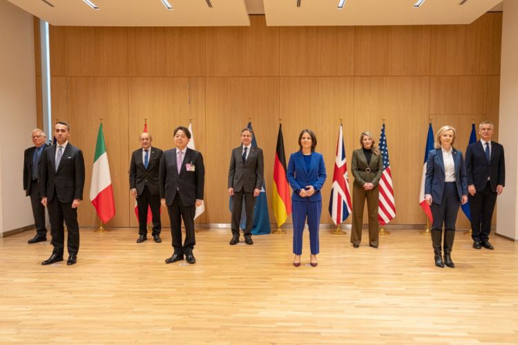 Состоялась встреча глав МИД стран G7