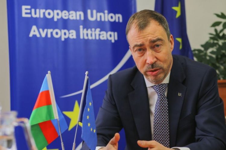 EU Special Representative holds phone talks with Azerbaijan's and Armenia's FMs
