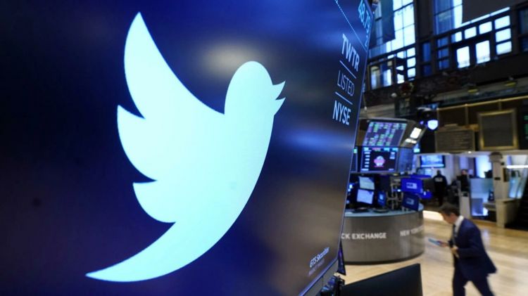ماسك يعلن توفير المليارات اللازمة لشراء تويتر والشركة تعيد التفكير في العرض ‬‬‬‬‬