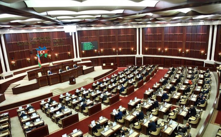 В парламенте принят отчет Счетной палаты