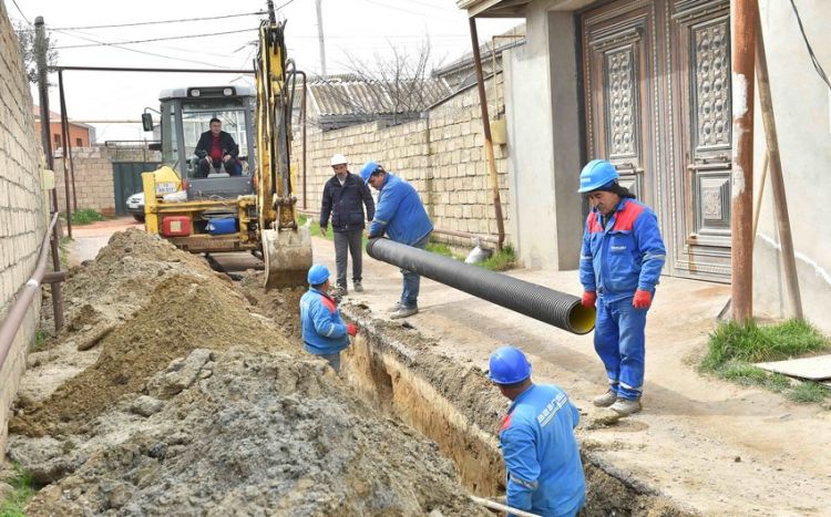 Строительство частных водопроводов осложняет нашу работу "Азерсу"