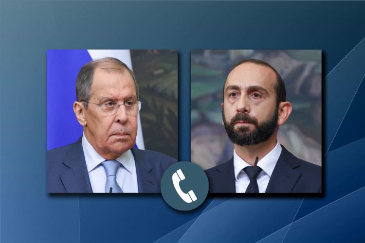 Rusiya və Ermənistan XİN başçıları arasında telefon danışığı oldu