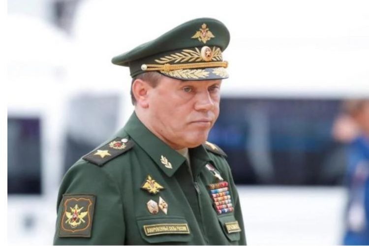 СМИ: Начальник Генштаба ВС России получил ранение под Изюмом