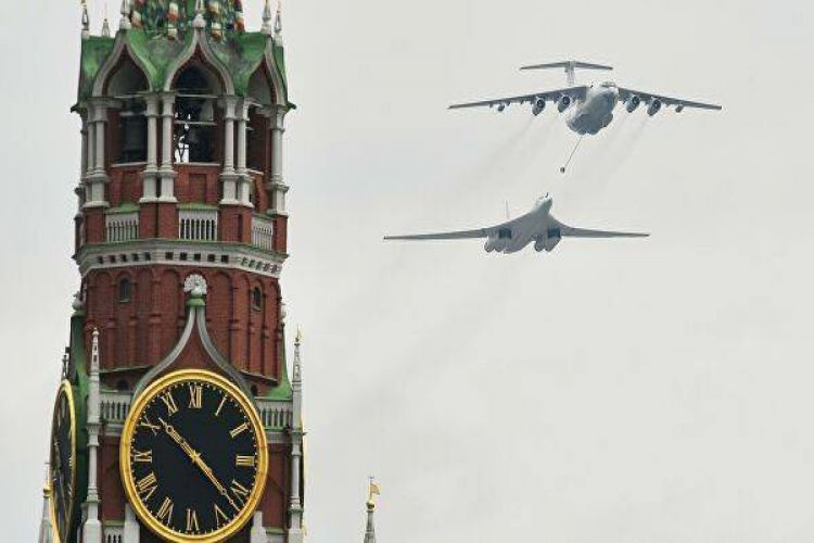В Москве отменили воздушную часть парада победы