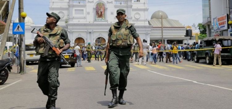 جيش سريلانكا يمنع مثيري الشغب من اقتحام مقر إقامة رئيس الوزراء السابق