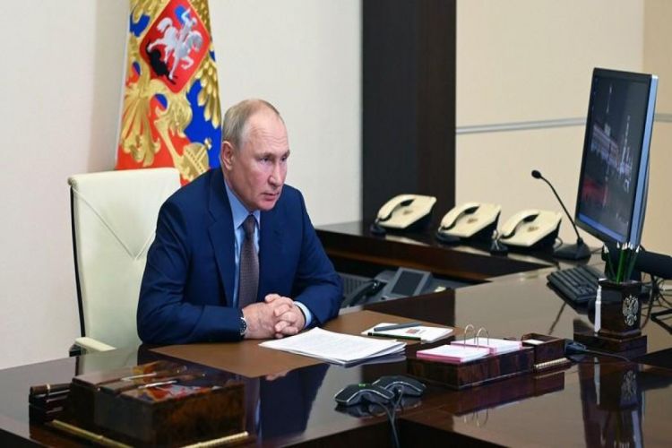 Владимир Путин провел совещание в связи с ситуацией с природными пожарами