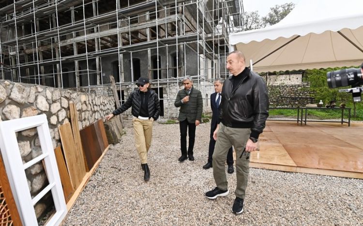 Ильхам Алиев и Мехрибан Алиева побывали на территории, где будет размещаться Shusha Boutique Hotel